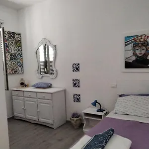 Casetta Blu Mondello Zona Partanna Apartament